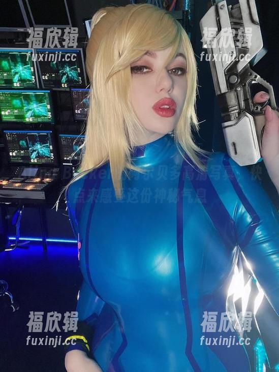 Alina Becker Alina Becker的阿尔贝多高清写真,快点来感受这份神秘气息